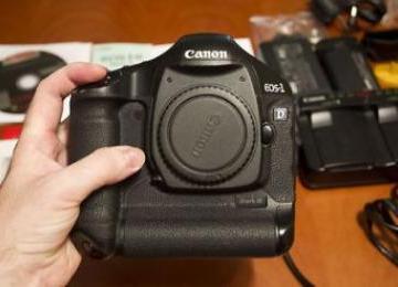 Vendo Canon EOS 1 D MARK III