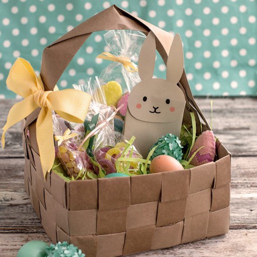 Upcycled Easter Basket with Brown Paper