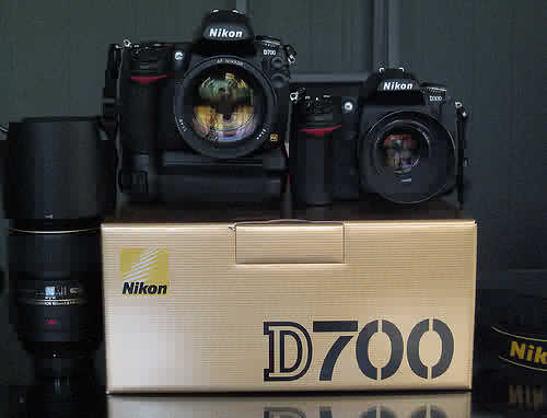 Nikon D700 12MP DSLR Camera search