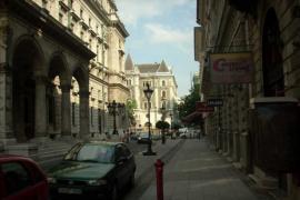 ***In Promo Affitto Appartamento a Budapest neo-ristrutturato accanto all'Opera*** 1