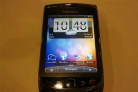 Apple iphone 32gb 4g and Blackberry Torch 9800 2