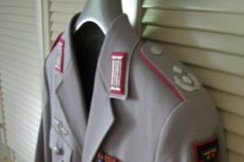Giacca di uniforme DDR tedesca 2