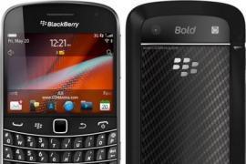Iphone 4 32gb 280euros, Blackberry 9900 300euros 2