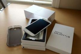 Samsung GT-I9300 Galaxy SIII, Ipad 3 HD Wi-Fi + 4G 64gb,... 1