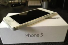 nuovo Apple iPhone 5 e Samsung Galaxy S4 1